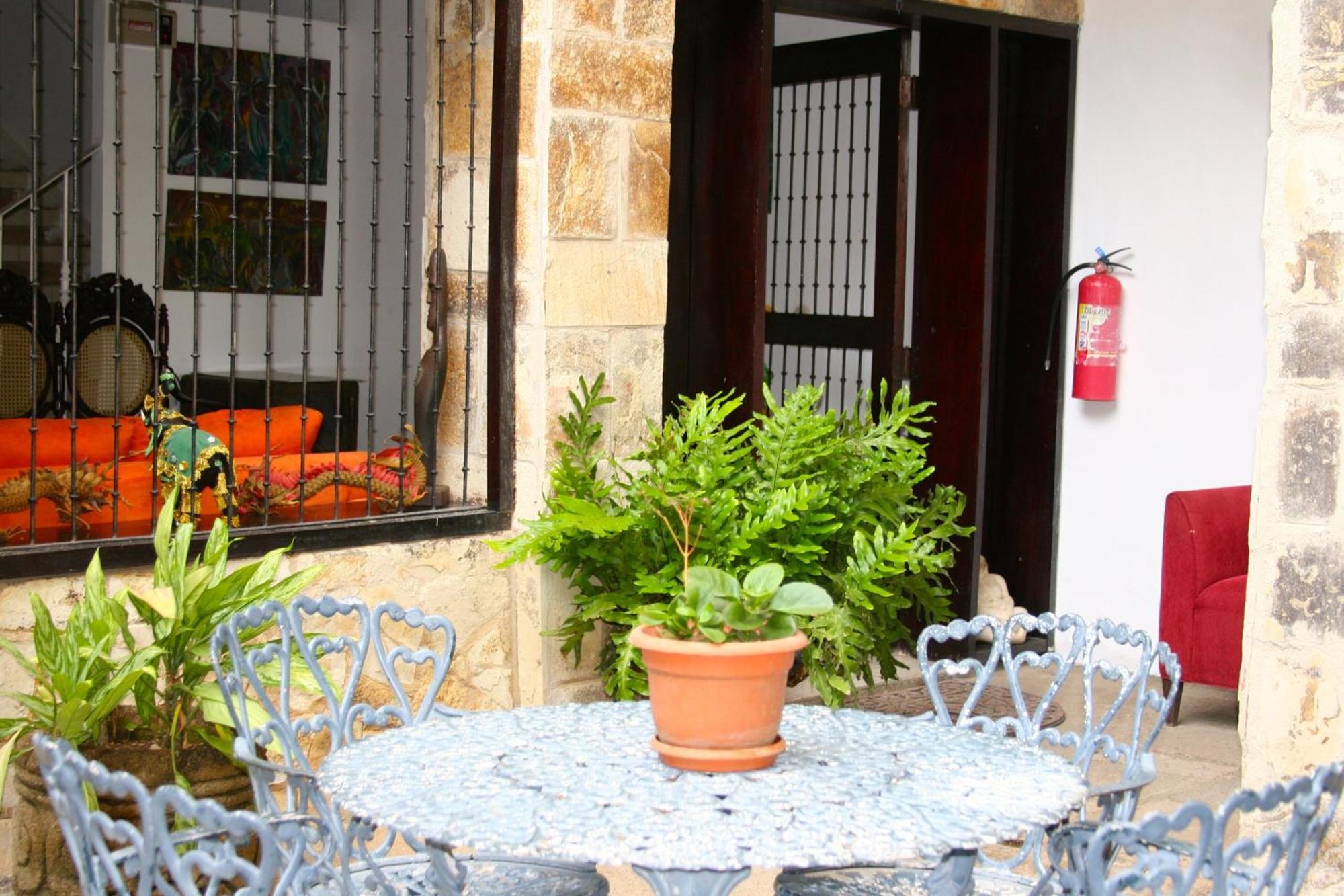 La Del Arcangel Bed & Breakfast Managua
