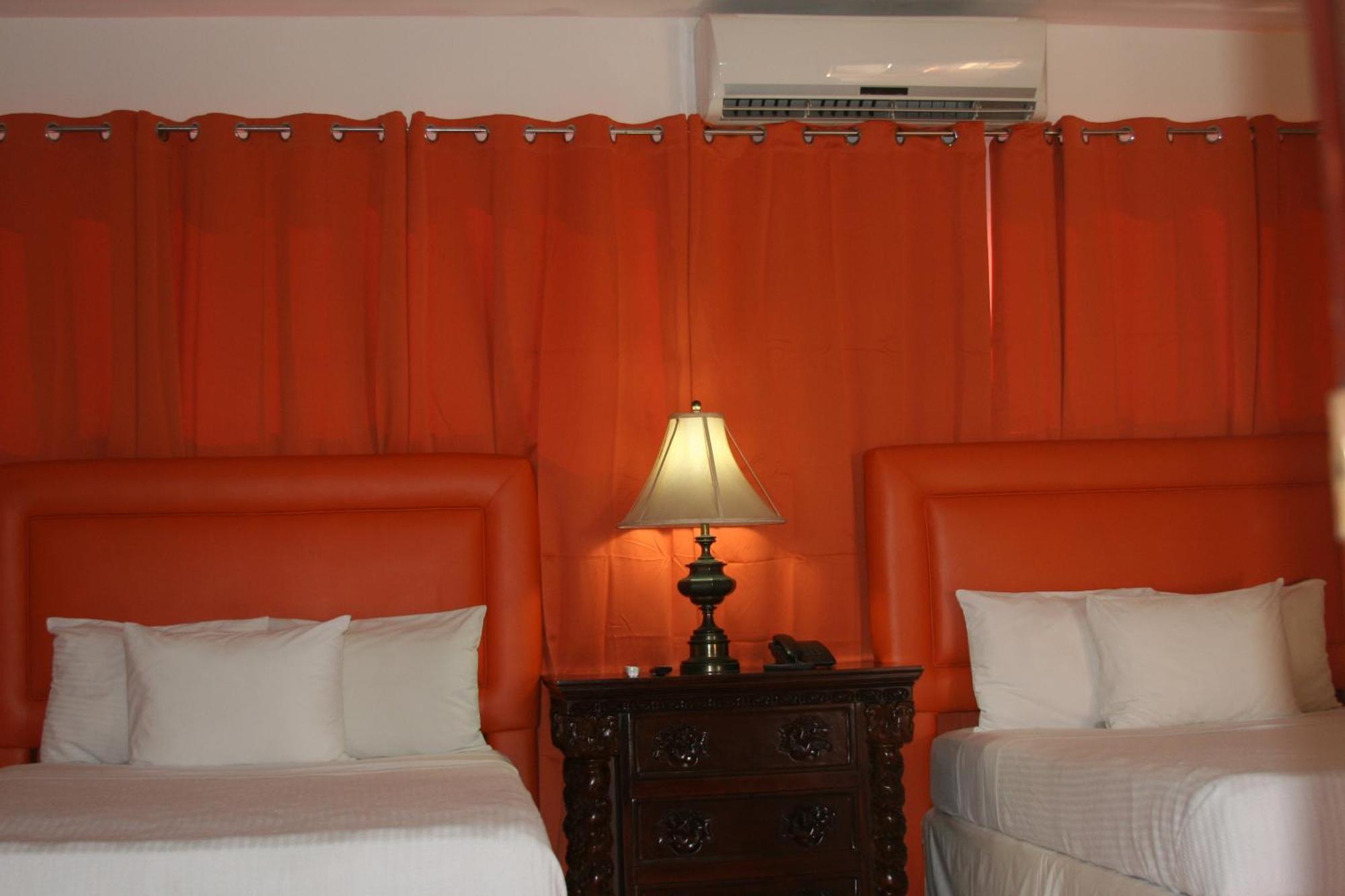 La Del Arcangel 4* Managua