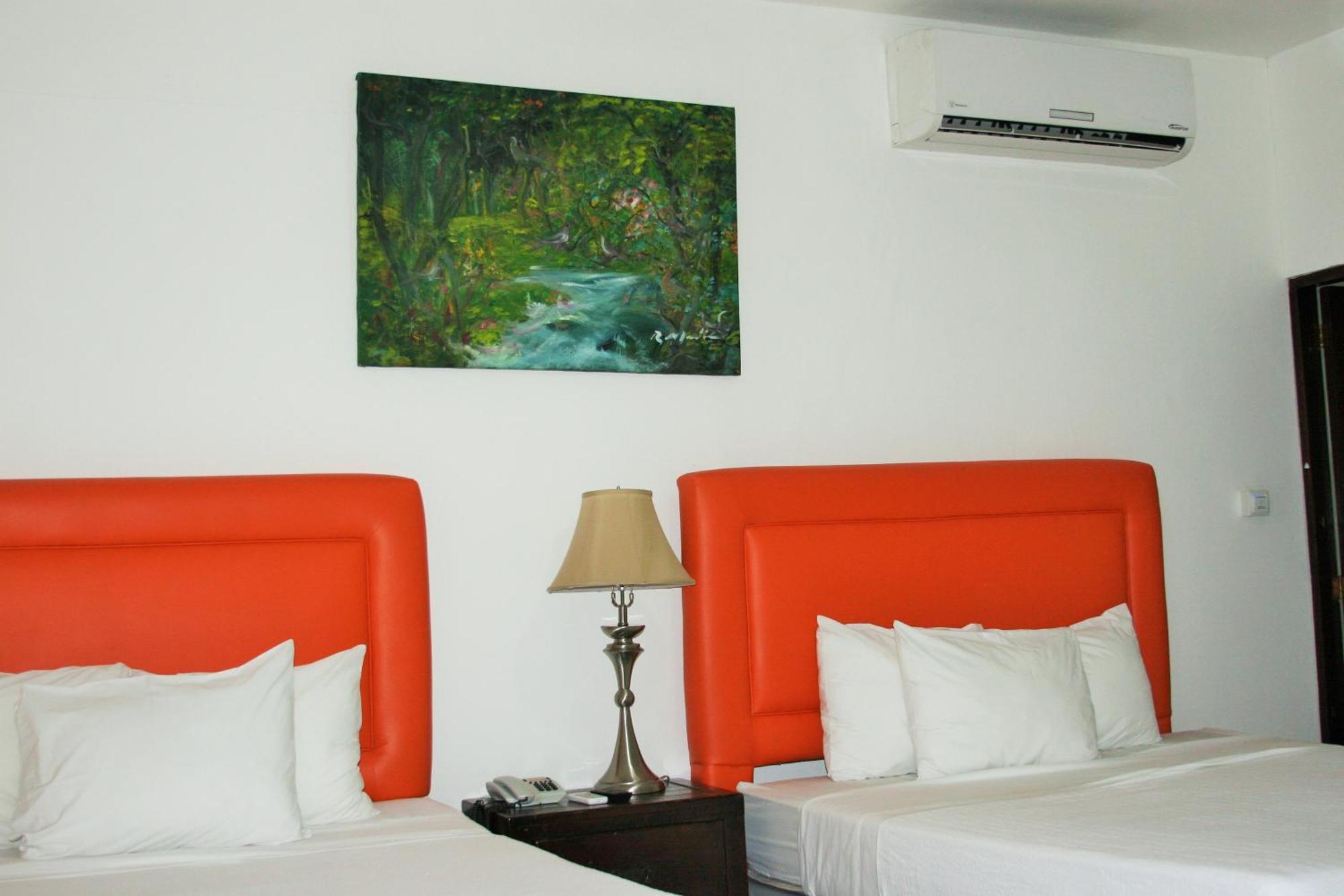 La Del Arcangel Bed & Breakfast Managua