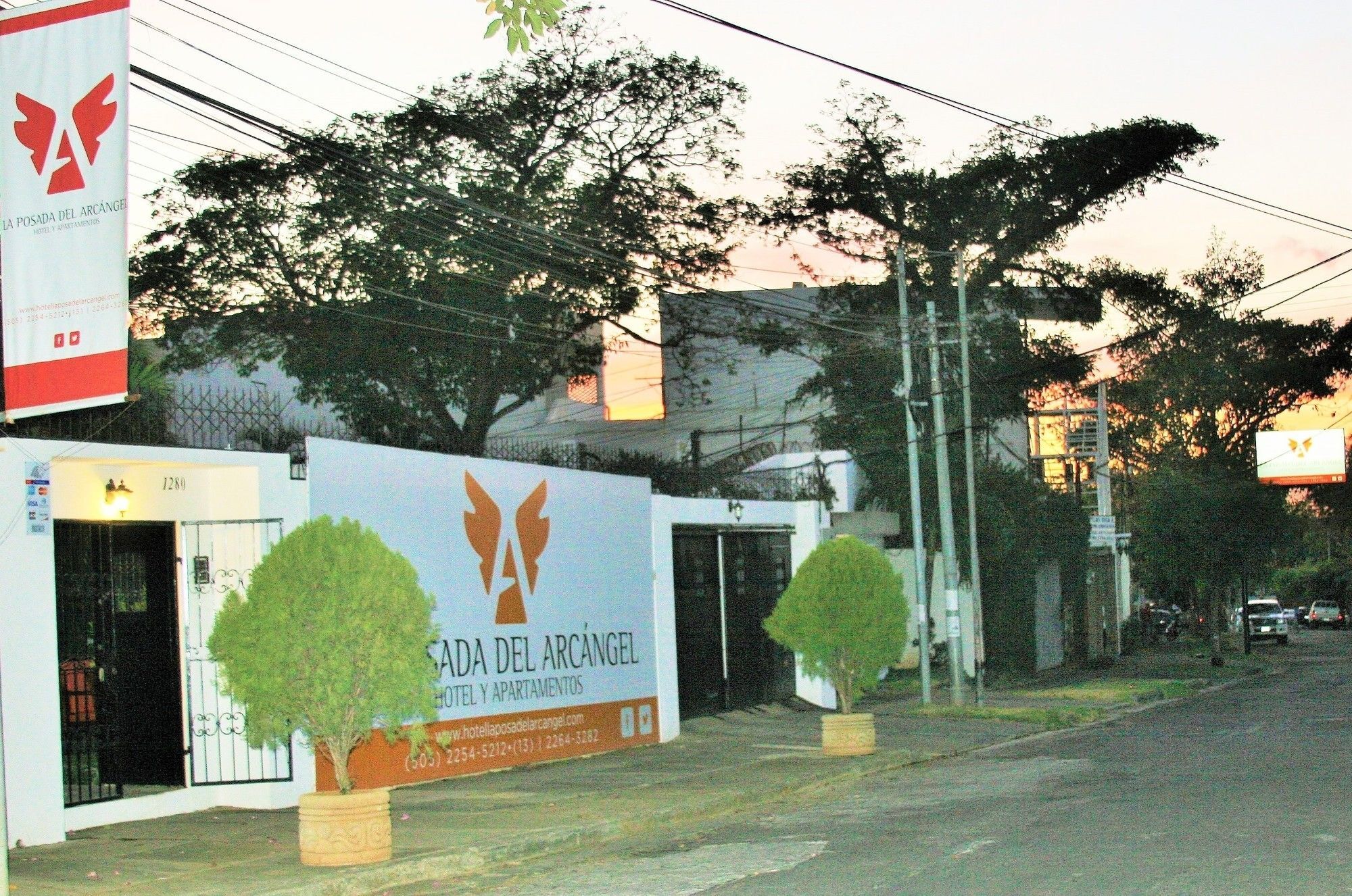 La Del Arcangel